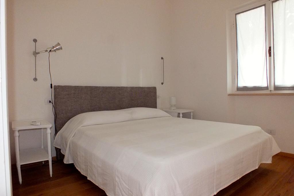 Villa Montecristo Marina di Campo Ruang foto