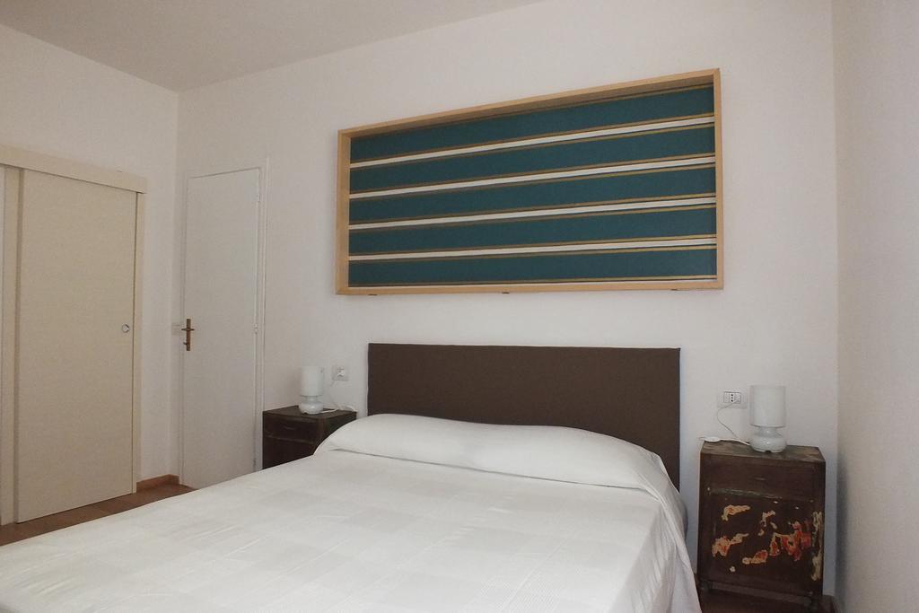 Villa Montecristo Marina di Campo Ruang foto